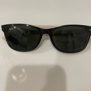 Black and cream ray ban glasses
